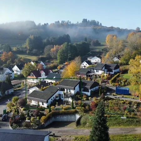 Dream House On The Maar Daire *